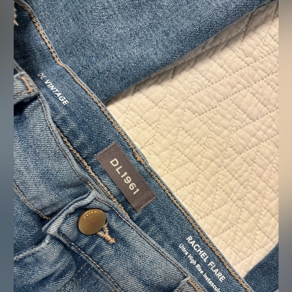 DL1961 Rachel Flare high rise long jeans 28 - Picture 10 of 11